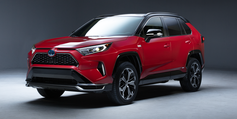 Illustration for article titled The 2021 Toyota RAV4 Prime Makes 302 Fucking HP!!!